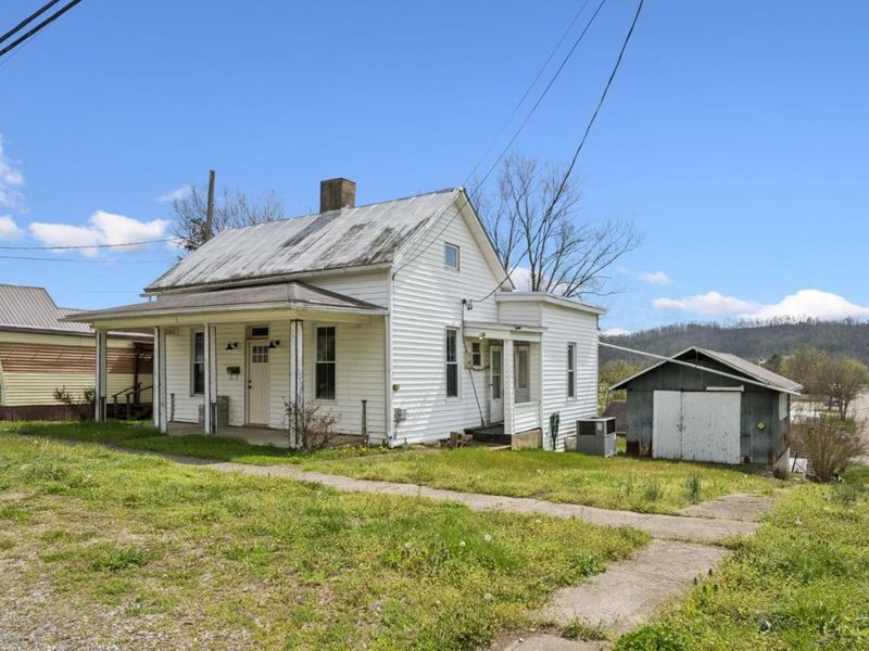 400 E Seventh Street, Manchester, OH 45144 Photo 3