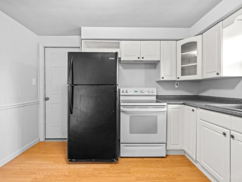 1150 Berdova Drive, Miami Twp, OH 45150 Photo 10