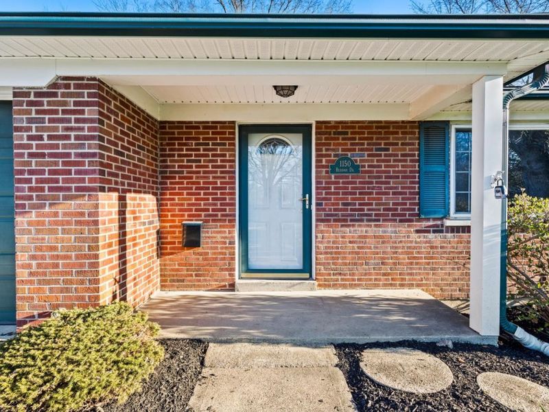 1150 Berdova Drive, Miami Twp, OH 45150 Photo 4