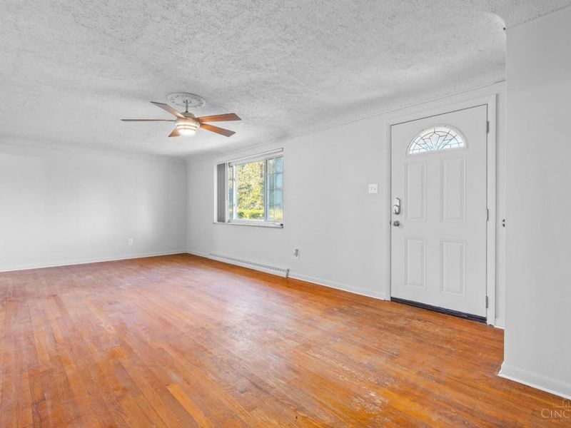 1150 Berdova Drive, Miami Twp, OH 45150 Photo 5