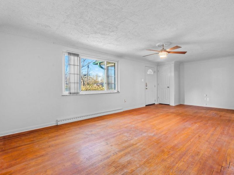 1150 Berdova Drive, Miami Twp, OH 45150 Photo 6