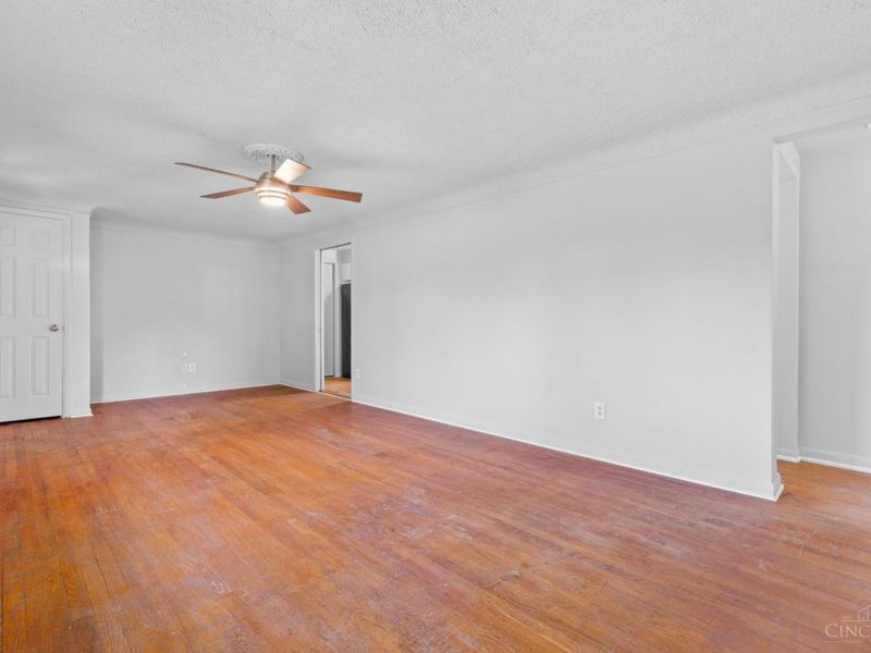 1150 Berdova Drive, Miami Twp, OH 45150 Photo 7