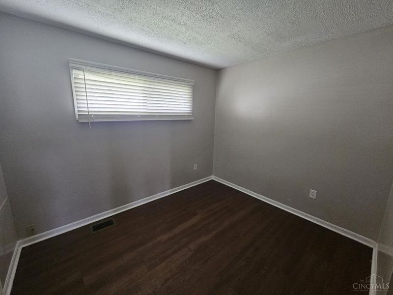 1275 Frost Court, Springfield Twp., OH 45231 Photo 5