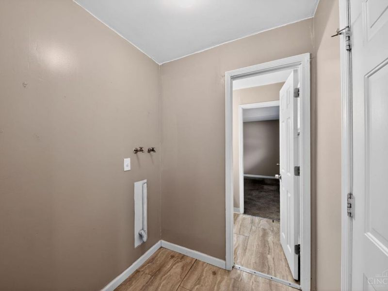 7943 Glenorchard Drive, Cincinnati, OH 45237 Photo 14