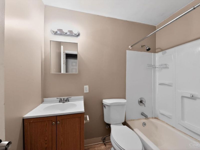 7943 Glenorchard Drive, Cincinnati, OH 45237 Photo 25
