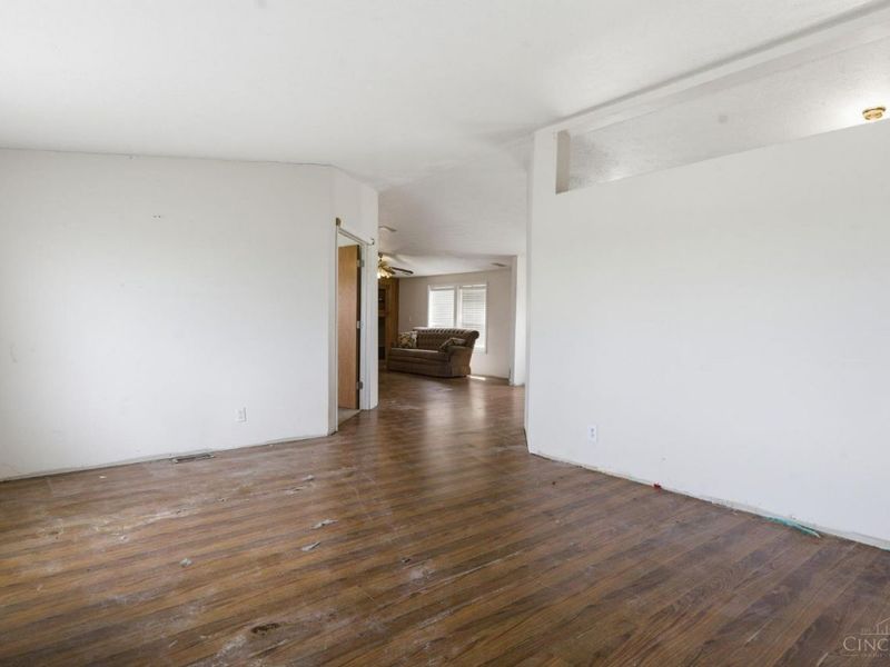 10190 St Rt 73, Green Township, OH 45159 Photo 3