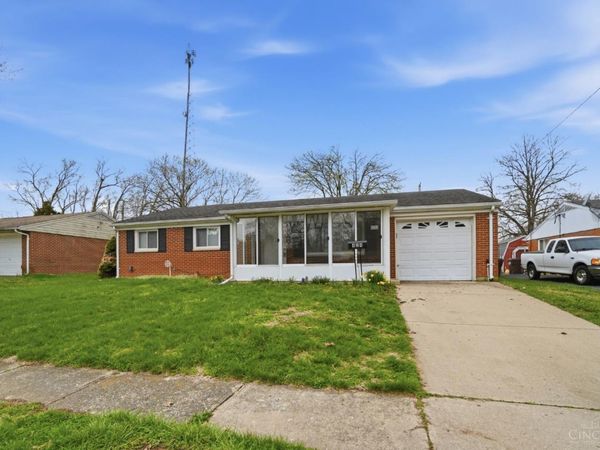 424 Cato Court, New Lebanon, OH 45345