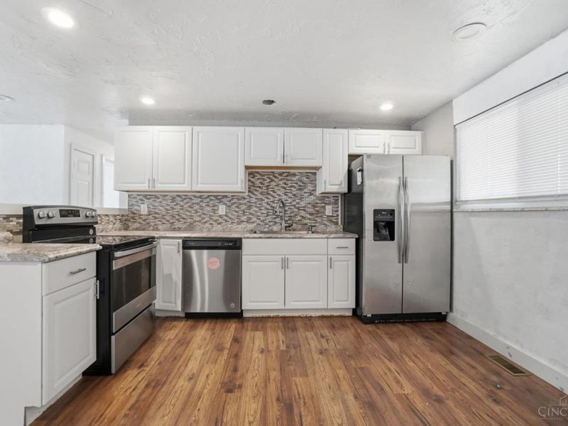 424 Cato Court, New Lebanon, OH 45345 Photo 14