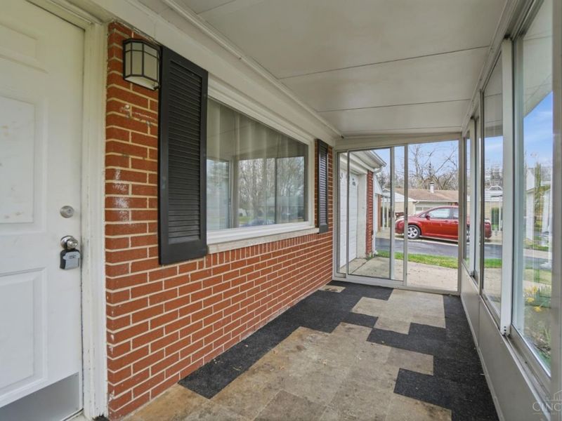 424 Cato Court, New Lebanon, OH 45345 Photo 5