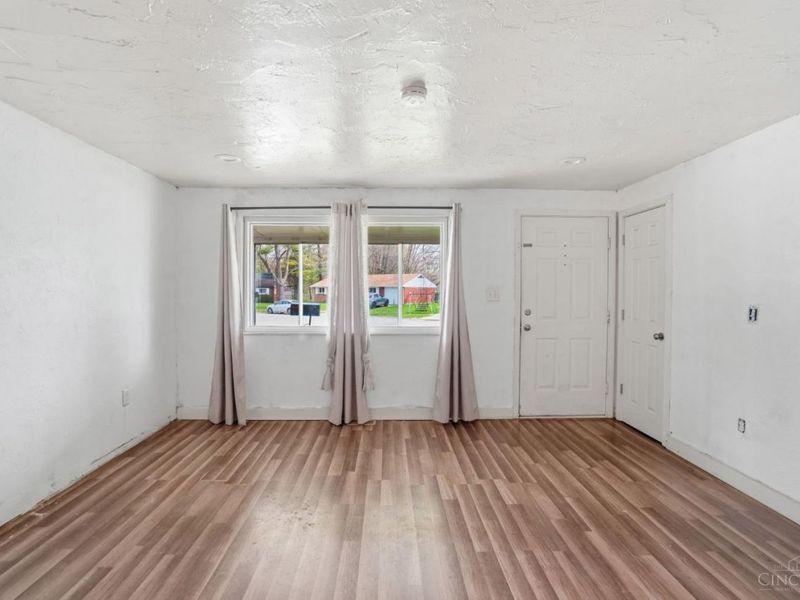 424 Cato Court, New Lebanon, OH 45345 Photo 9