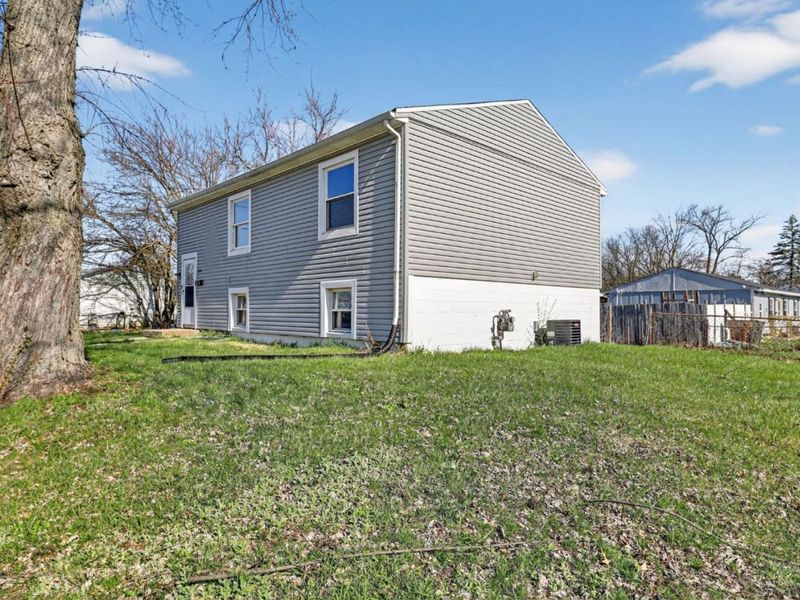 9952 Capstan Drive, Colerain Township, OH 45251 Photo 2