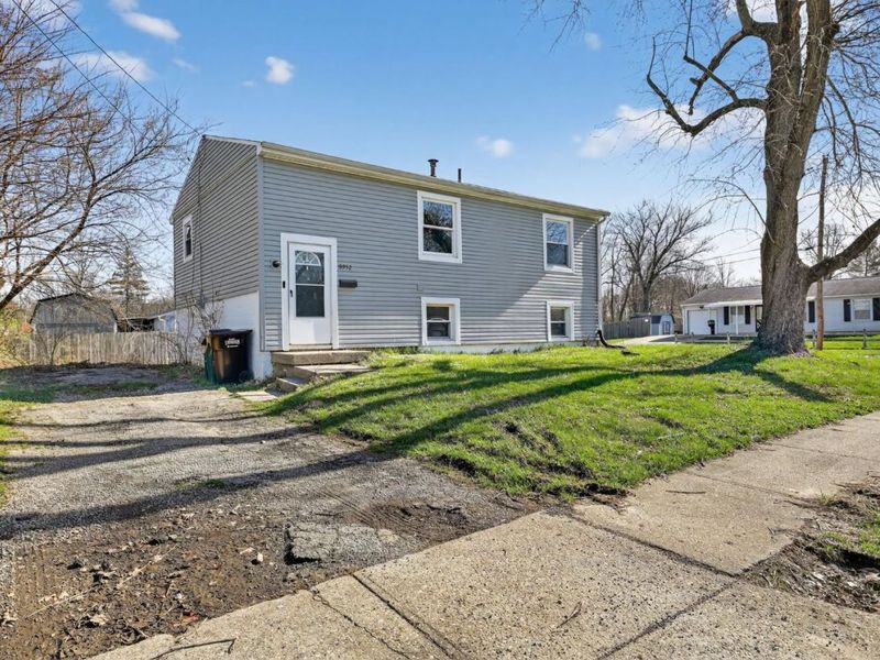 9952 Capstan Drive, Colerain Township, OH 45251 Photo 3