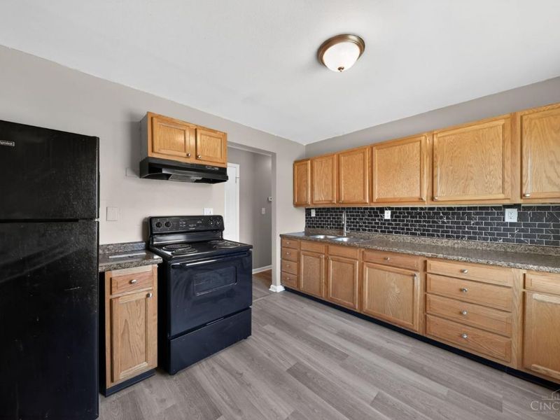 9952 Capstan Drive, Colerain Township, OH 45251 Photo 8