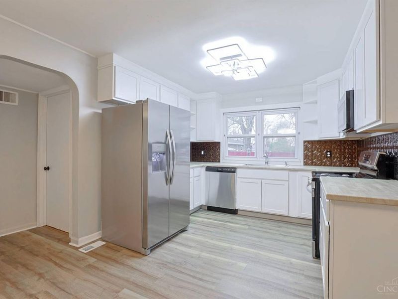 3947 Farrow Drive, Union Twp, OH 45245 Photo 11