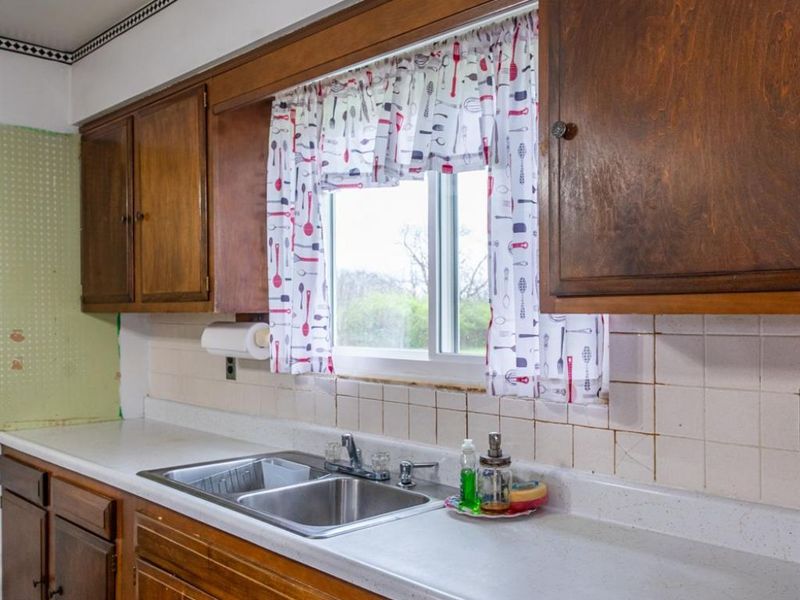 6960 W Elkton Gifford Road, Gratis Twp, OH 45064 Photo 9