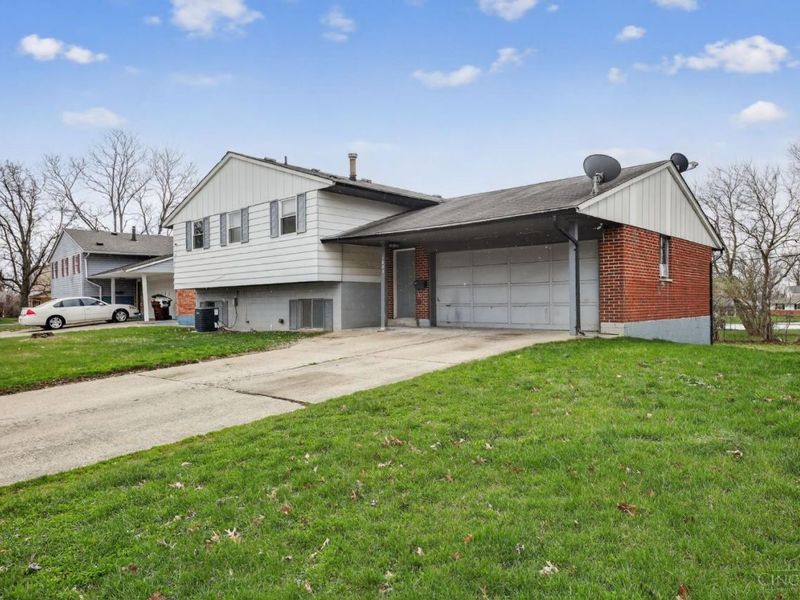 1687 Valdosta Drive, Sharonville, OH 45246 Photo 2