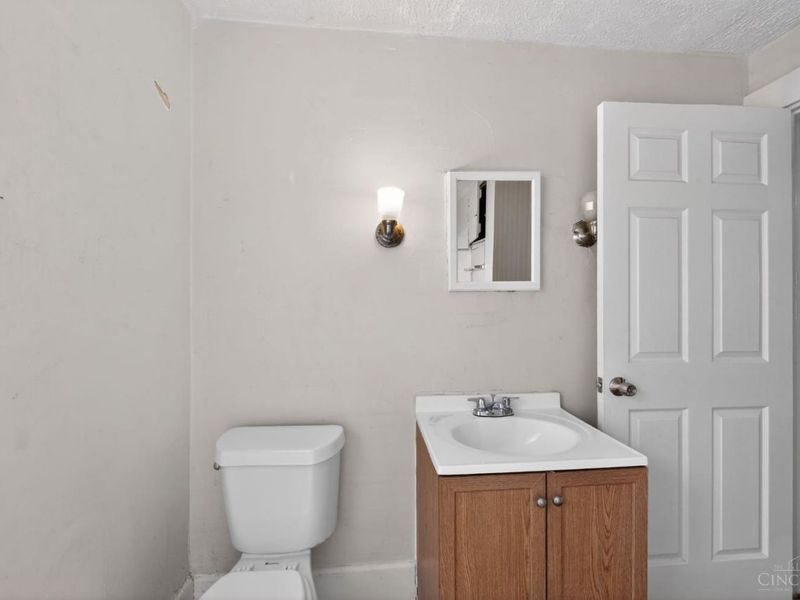 206 W 69th Street, Cincinnati, OH 45216 Photo 19