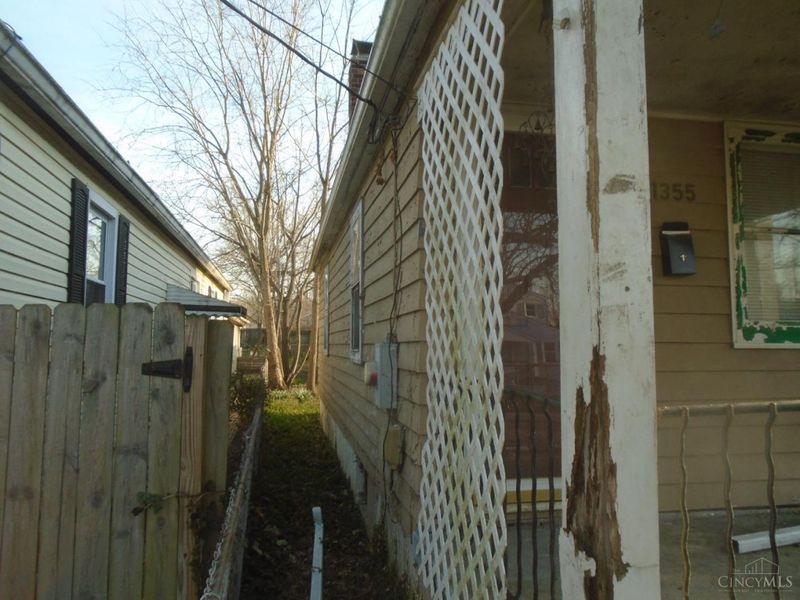 1355 Ross Avenue, Hamilton, OH 45013 Photo 2