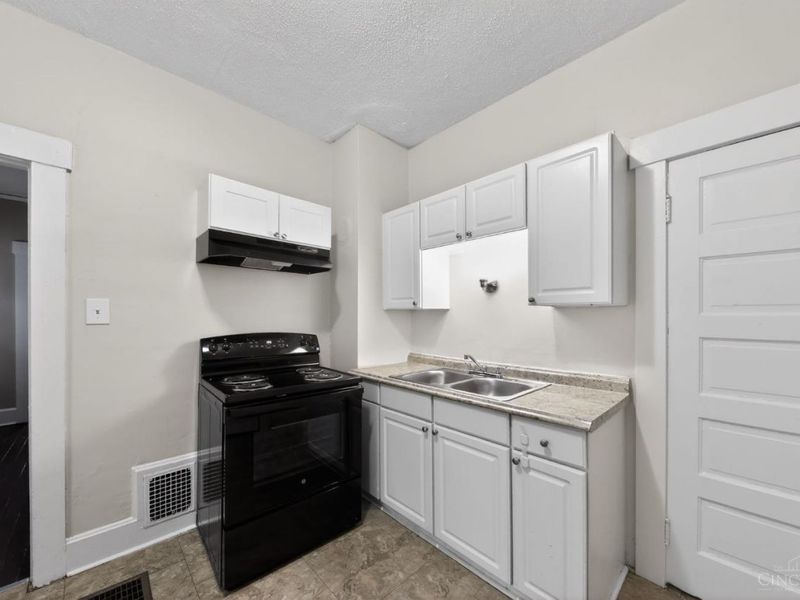 926 Delaware Avenue, Middletown, OH 45044 Photo 17