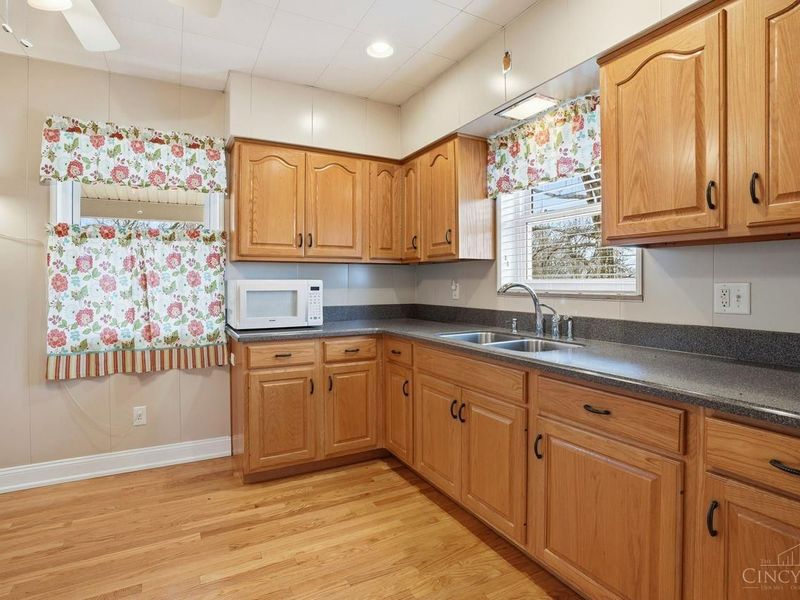 8757 Bridgetown Road, Miami Twp, OH 45002 Photo 8