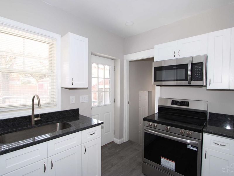 3837 Iona Avenue, Cincinnati, OH 45213 Photo 5