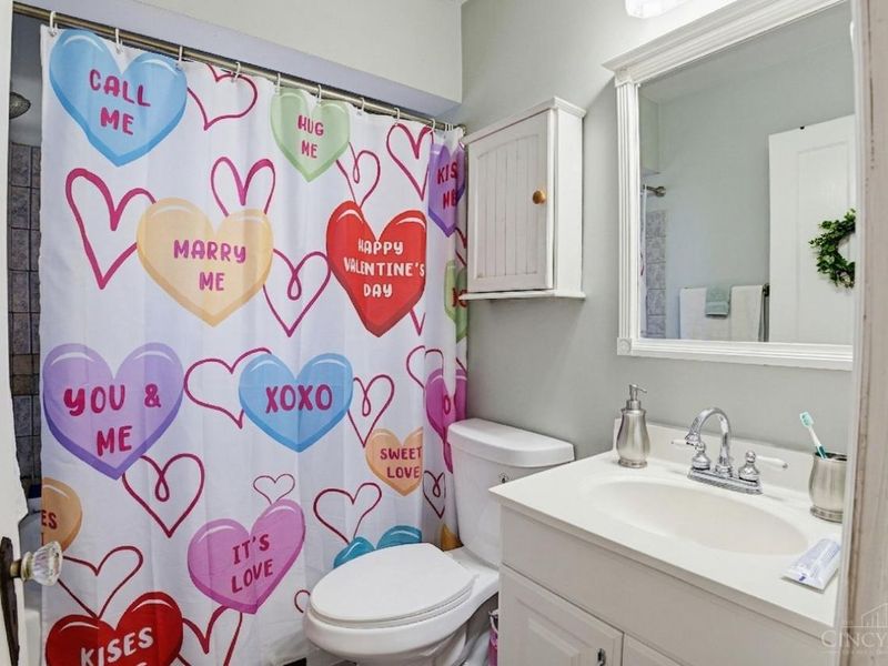 2034 Sundale Avenue, Cincinnati, OH 45239 Photo 9