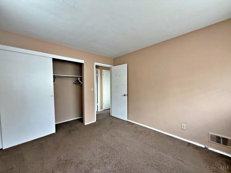 5110 Chantilly Drive, Delhi Twp, OH 45238 Photo 15