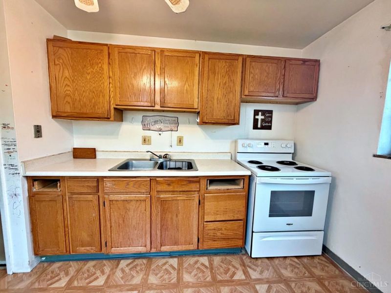 5110 Chantilly Drive, Delhi Twp, OH 45238 Photo 6