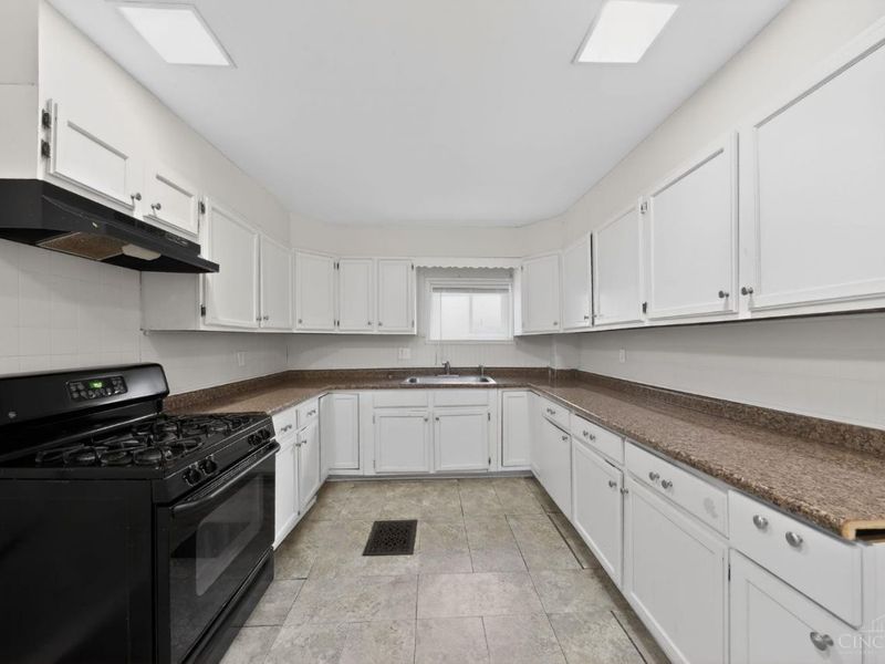 1954 Maple Avenue, Norwood, OH 45212 Photo 13