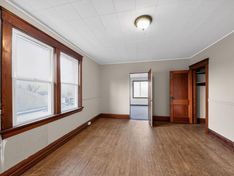 8627 Reading Road, Reading, OH 45215 Photo 15