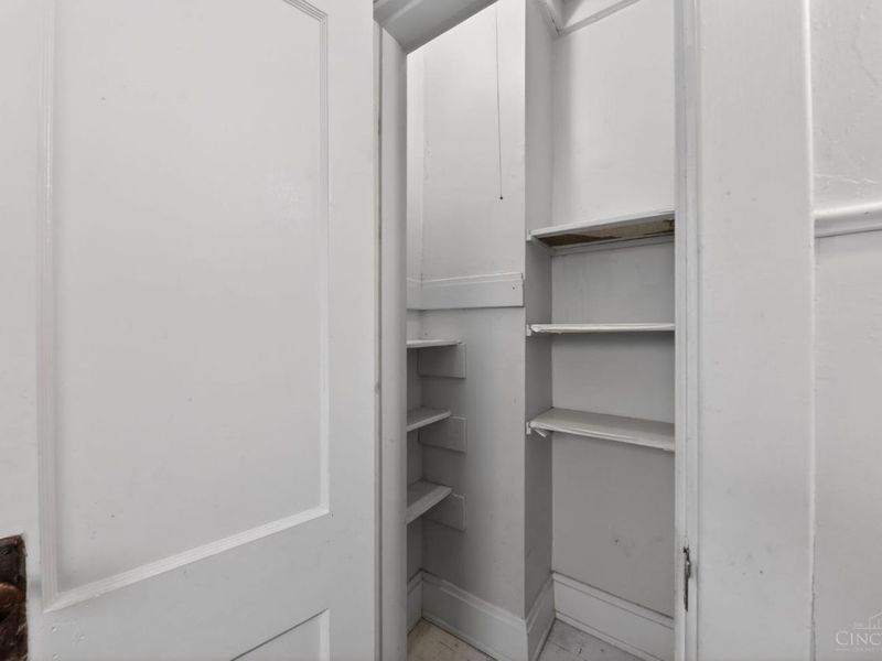 8627 Reading Road, Reading, OH 45215 Photo 16