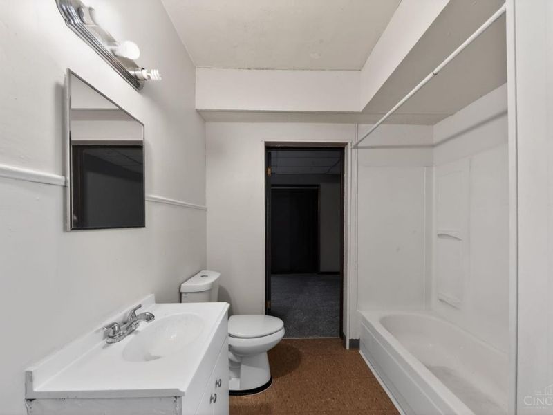 8627 Reading Road, Reading, OH 45215 Photo 17