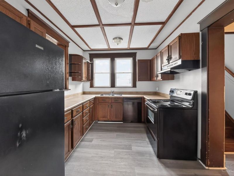 8627 Reading Road, Reading, OH 45215 Photo 9