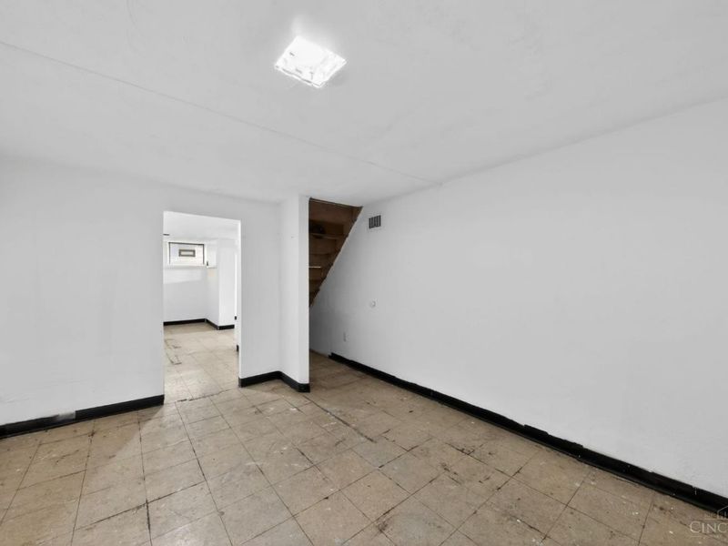 8844 Ebro Court, Springfield Twp., OH 45231 Photo 22