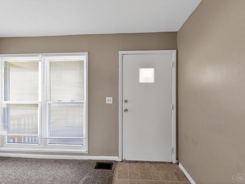 8844 Ebro Court, Springfield Twp., OH 45231 Photo 4