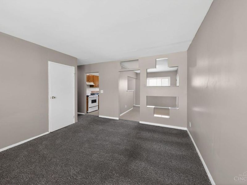 8844 Ebro Court, Springfield Twp., OH 45231 Photo 6