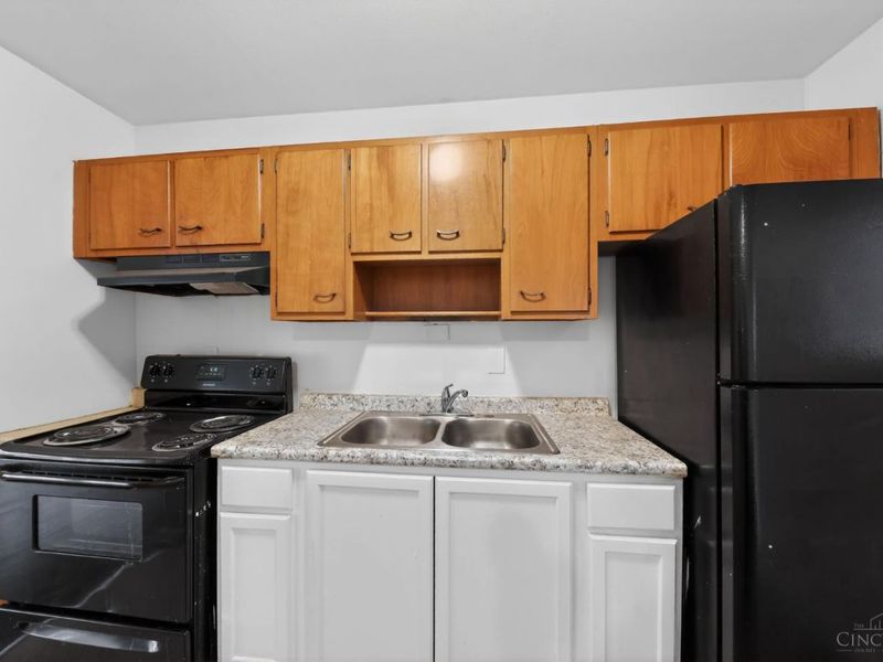 8845 Ebro Court, Springfield Twp., OH 45231 Photo 12