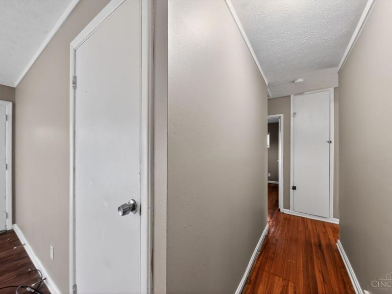 8845 Ebro Court, Springfield Twp., OH 45231 Photo 16