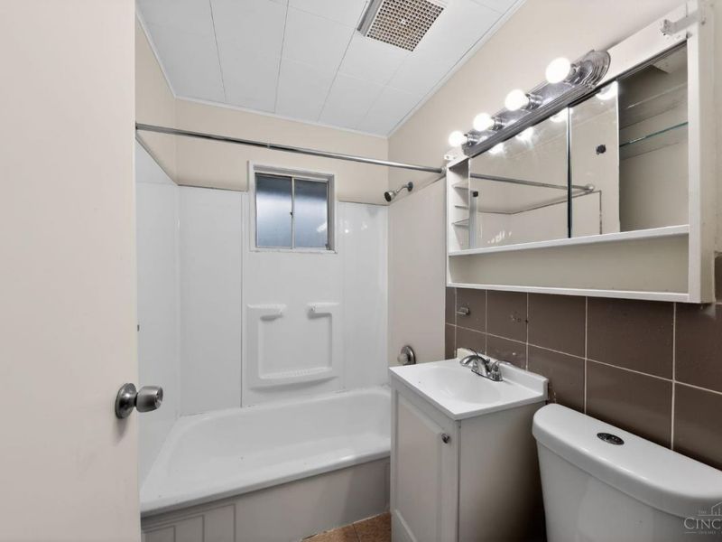 8845 Ebro Court, Springfield Twp., OH 45231 Photo 22