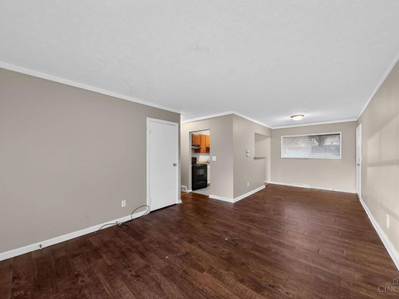 8845 Ebro Court, Springfield Twp., OH 45231 Photo 6