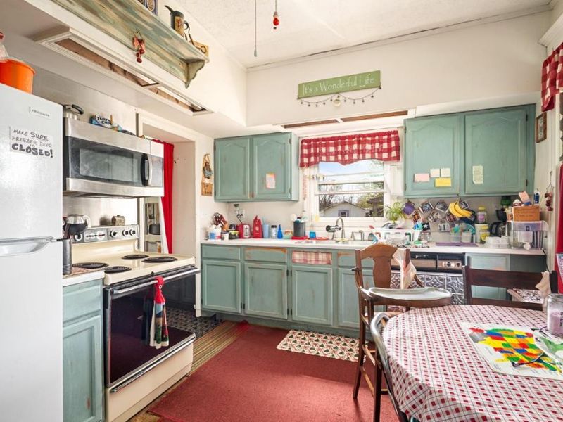 35 Maple Avenue, Winchester, OH 45697 Photo 8