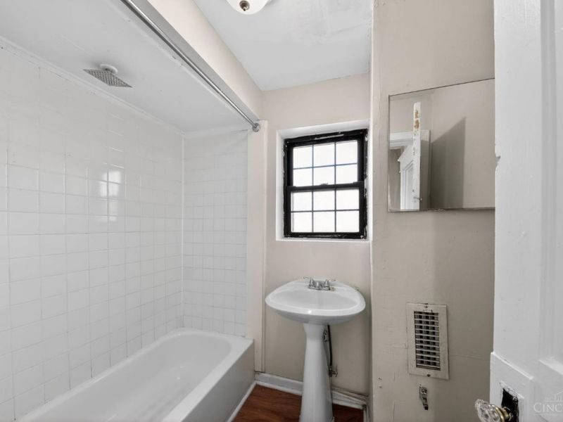 3830 Iberis Avenue, Cincinnati, OH 45213 Photo 18