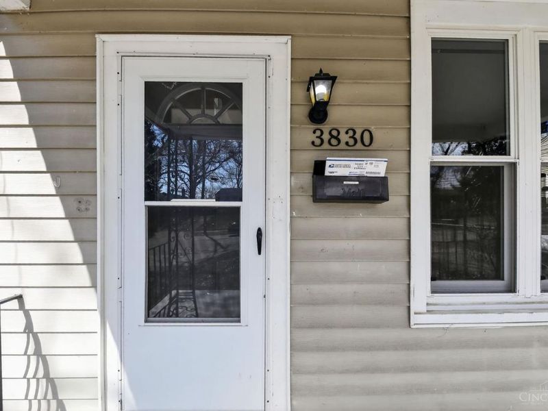 3830 Iberis Avenue, Cincinnati, OH 45213 Photo 4