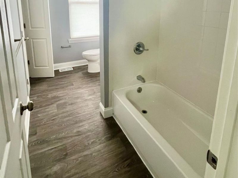 2962 Henshaw Avenue, Cincinnati, OH 45225 Photo 15