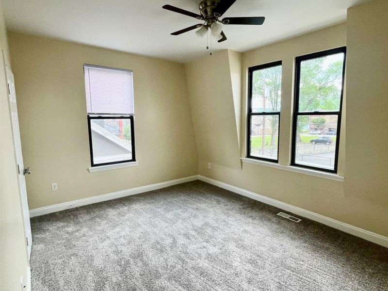 2962 Henshaw Avenue, Cincinnati, OH 45225 Photo 16