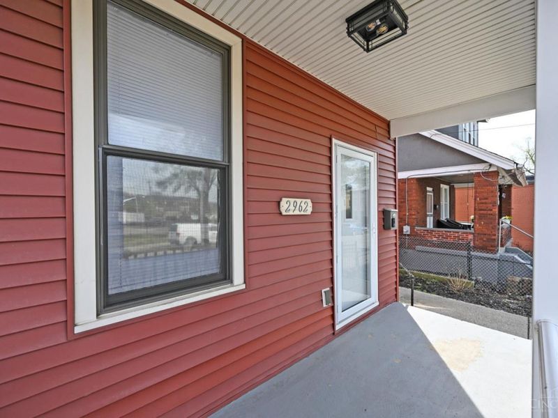 2962 Henshaw Avenue, Cincinnati, OH 45225 Photo 2