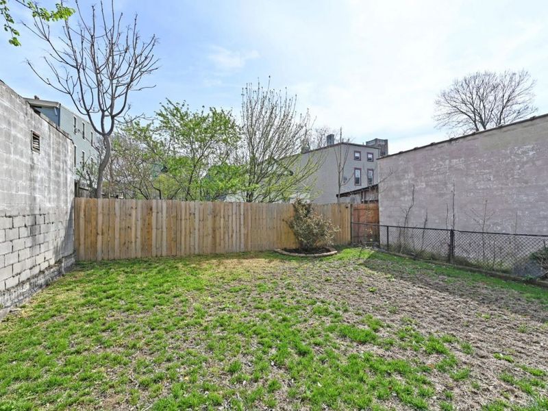 2962 Henshaw Avenue, Cincinnati, OH 45225 Photo 6