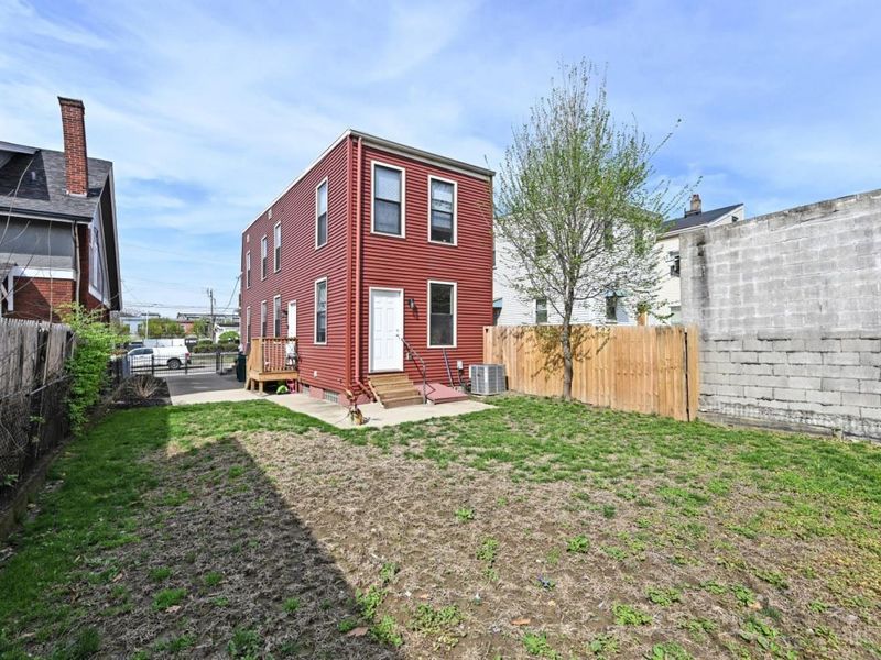 2962 Henshaw Avenue, Cincinnati, OH 45225 Photo 7