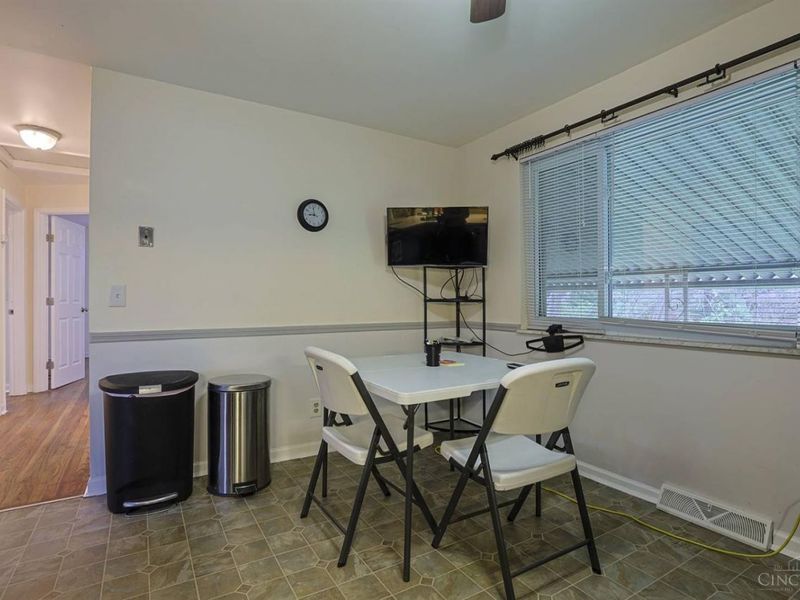 3875 Woodsong Drive, Cincinnati, OH 45251 Photo 10