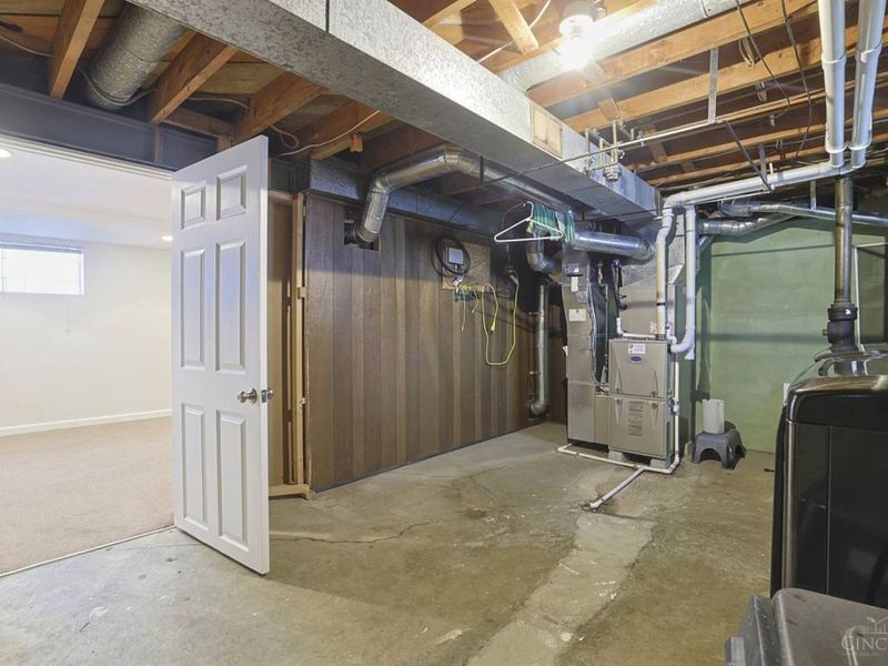 3875 Woodsong Drive, Cincinnati, OH 45251 Photo 22